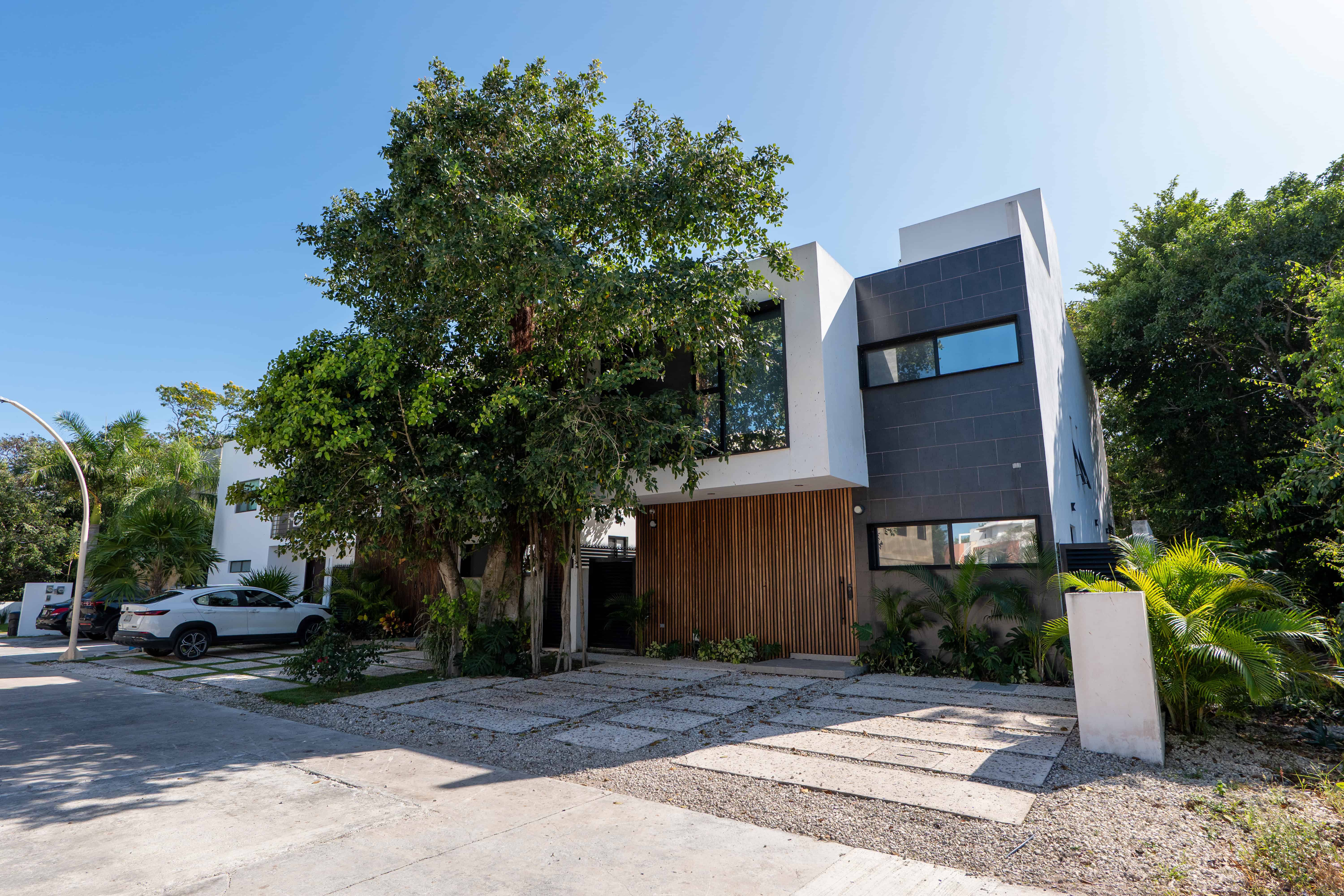 Lamarbee Real Estate